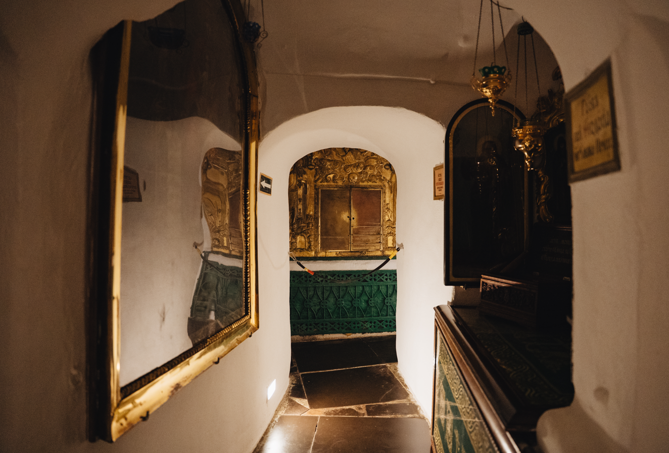 Як виглядають зсередини Феодосієві печери в Лаврі. ФОТО - фото 5
