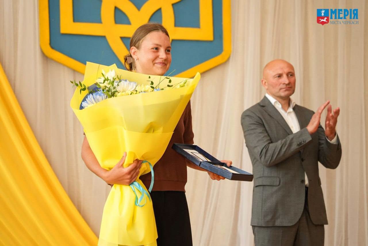 У Черкасах вручили нагороди з нагоди Дня Української Державності. Фото