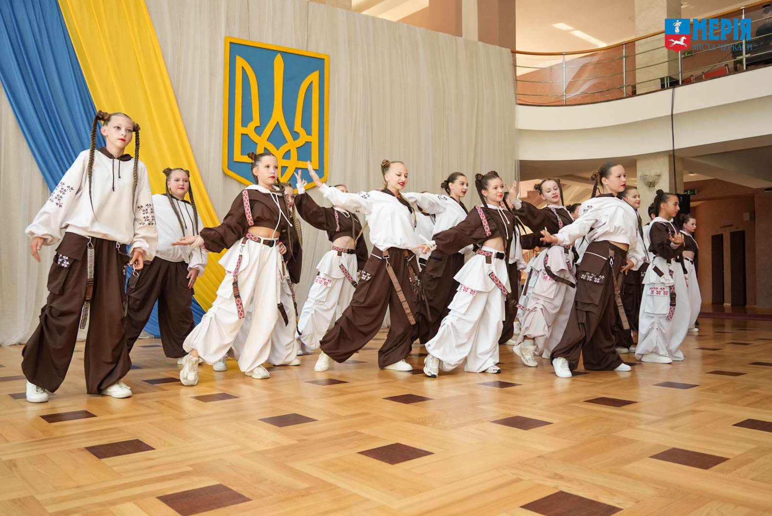 У Черкасах вручили нагороди з нагоди Дня Української Державності. Фото - фото 5