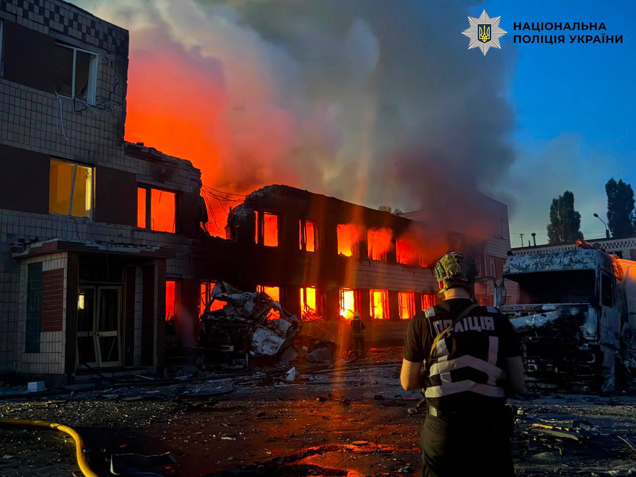 РФ вдарила по Києву балістичними ракетами, розпочато розслідування за фактом воєнного злочину - фото 3
