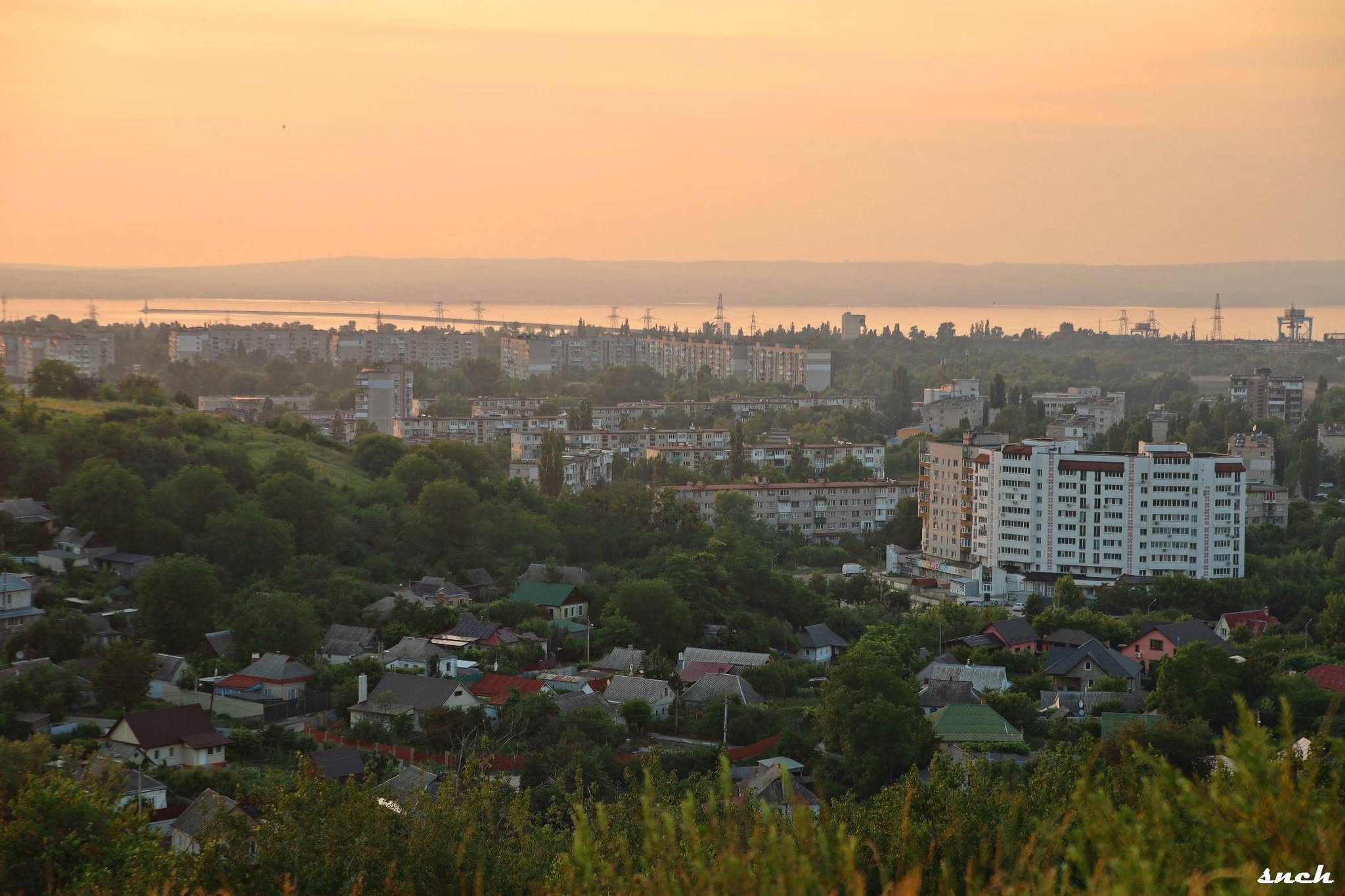 Літній вечір у Каневі. Атмосферні фото з берега Дніпра - фото 17