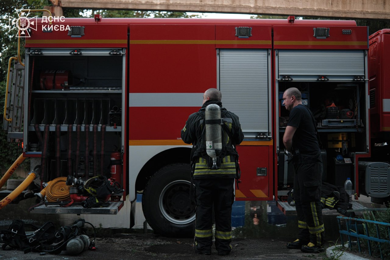 Вночі Росія атакувала Київ десятками балістичних ракет