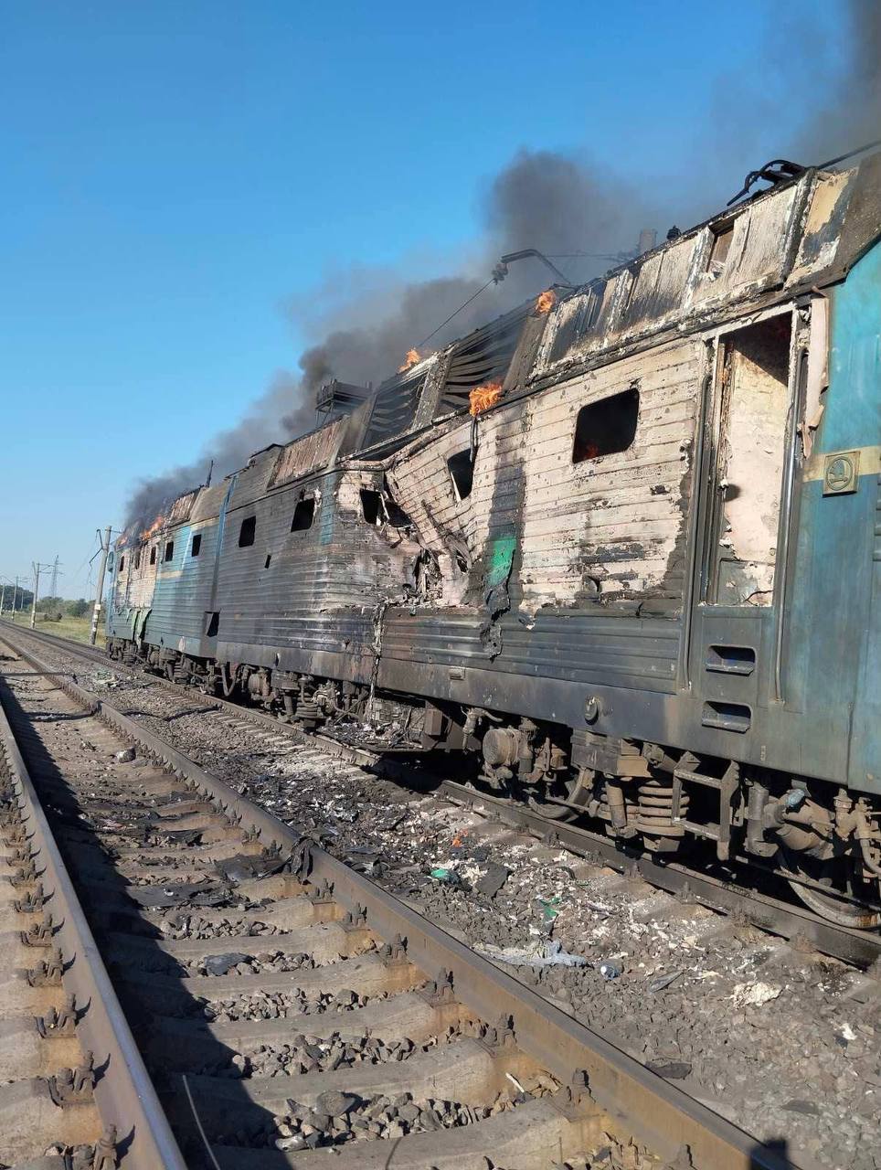 РФ вдарила по пасажирському поїзду