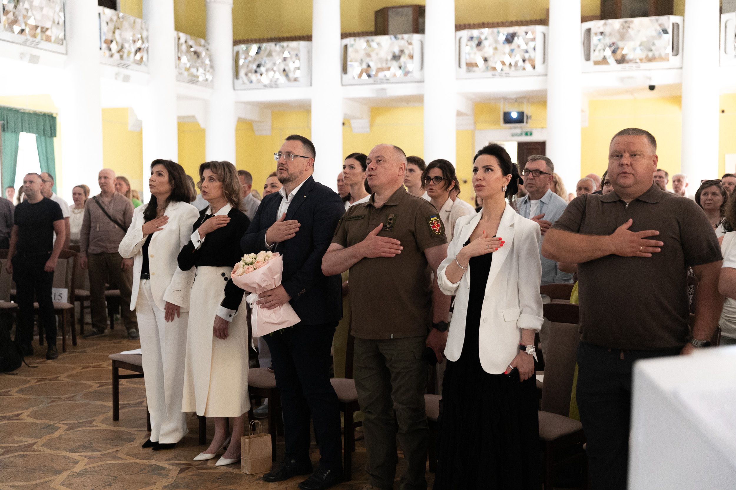 Віталій Кличко напередодні Дня медпрацівника привітав столичних медиків - фото 3