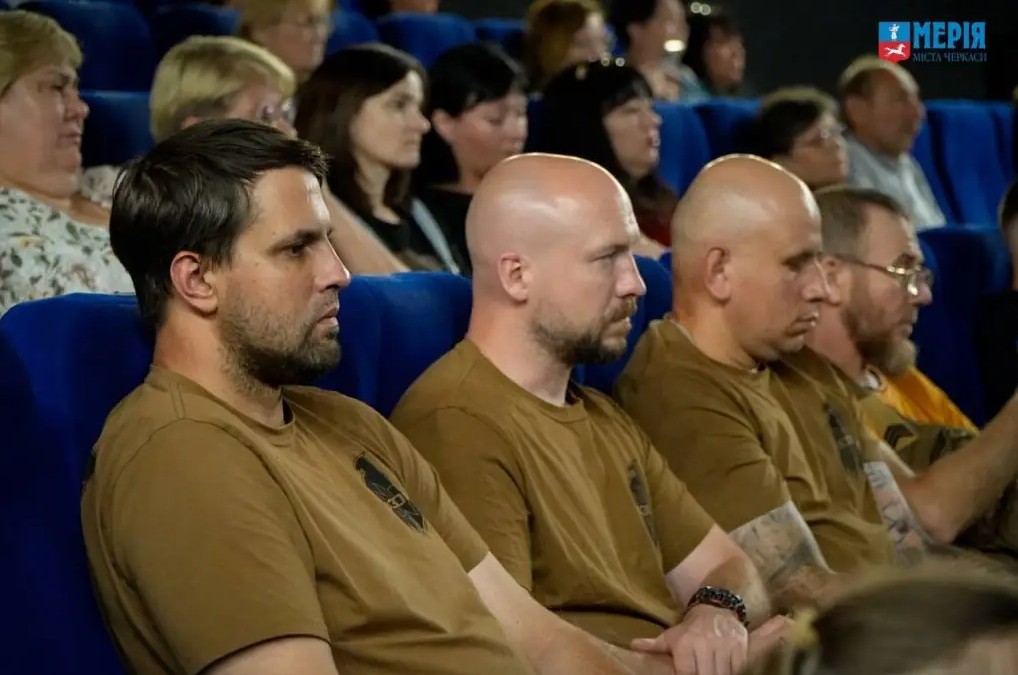 У Черкасах вшанували пам’ять загиблих в Оленівці - фото 3
