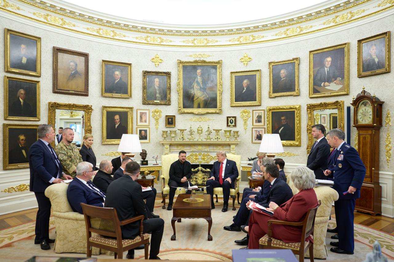 Зеленський обговорив із Трампом ліцензії на виробництво перехоплювачів для «Петріотів» - фото 5