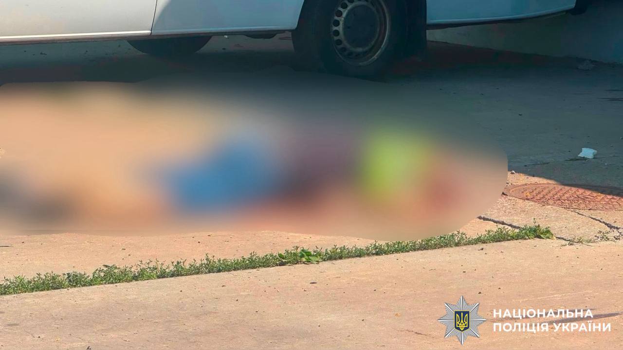 Київщина оговтується після обстрілу: пошкоджені будинки, підприємства й транспорт