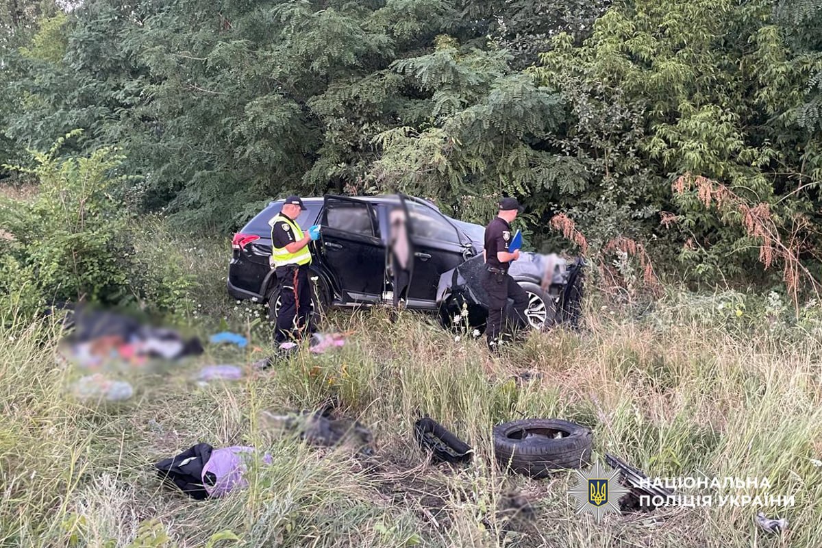 Лобове зіткнення автомобілів на Черкащині: загинули обидва водії - фото 3