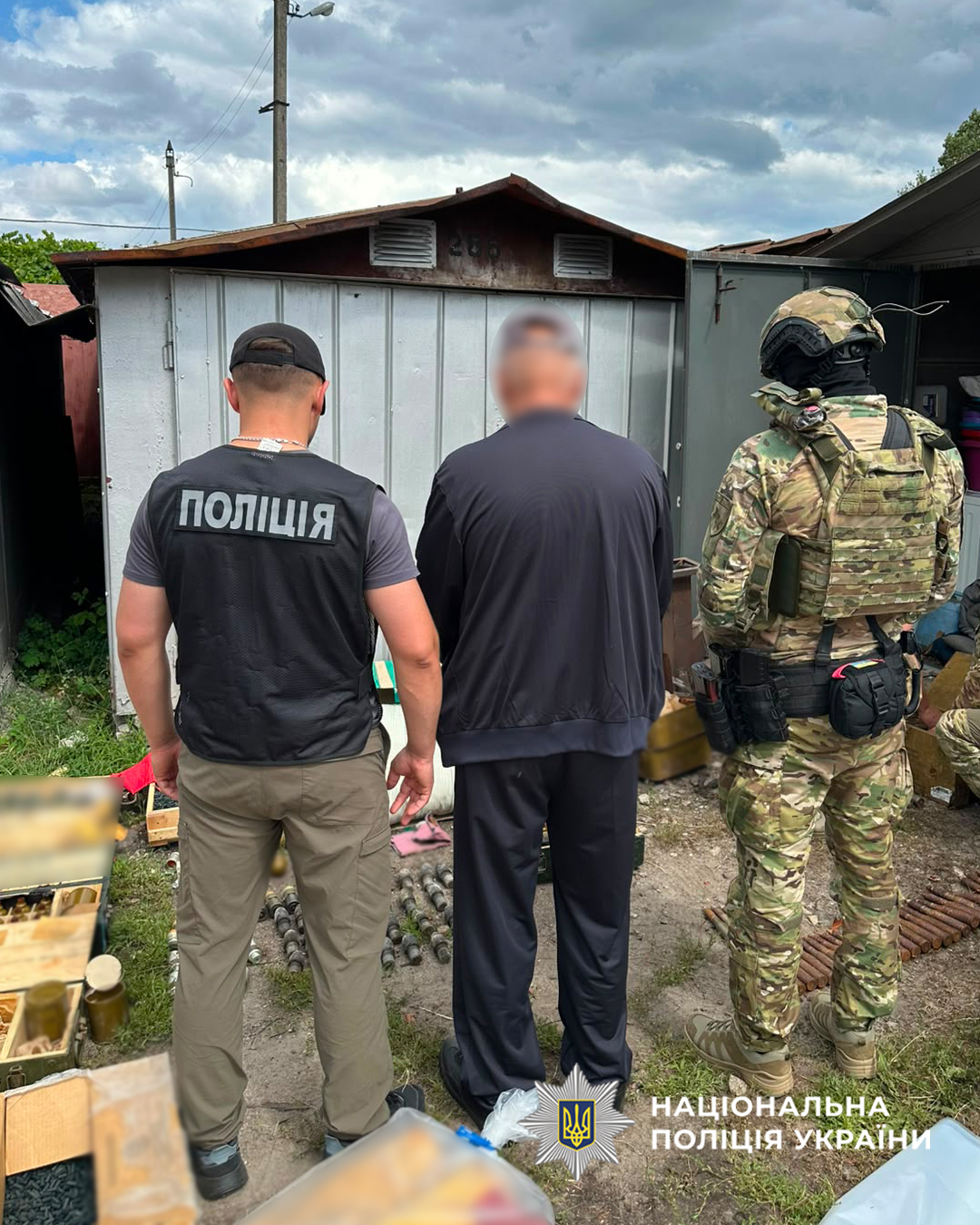 Гранатомети, автомати і тисячі набоїв виявили у мешканця Черкащини - фото 2