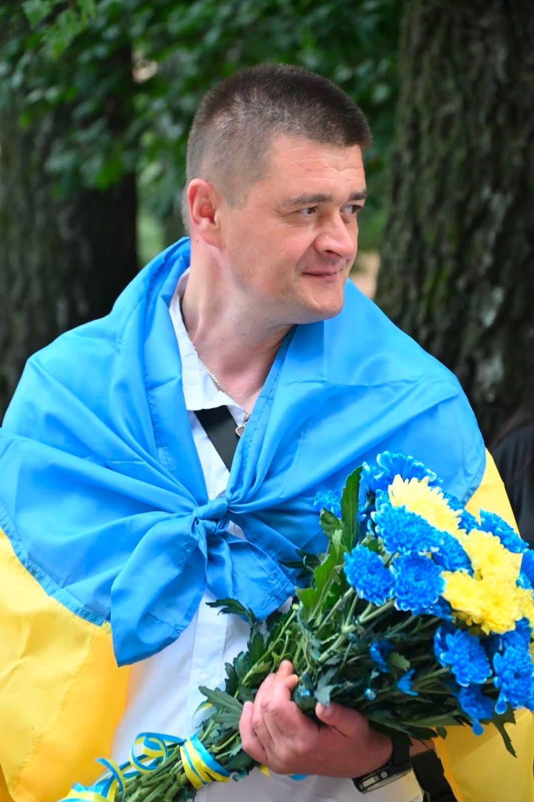 На Черкащині зустріли військовослужбовця Василя Бердія, який витримав 4 роки полону - фото 2