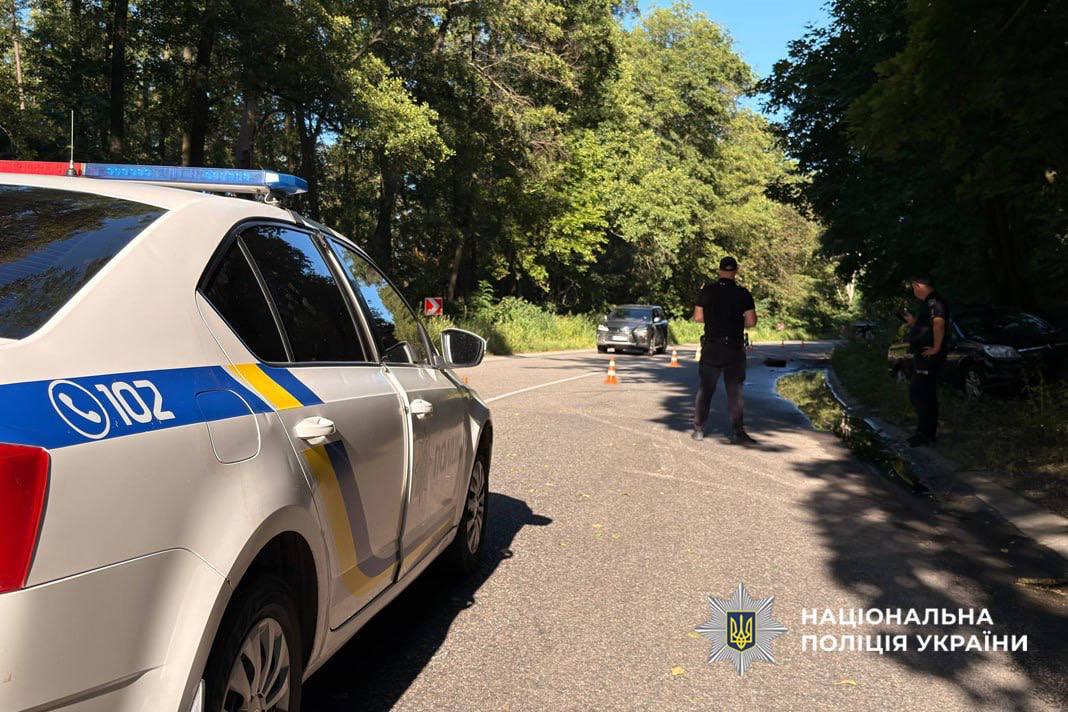 У ДТП в Черкаському районі зіткнулися два автомобілі і мотоцикл - фото 4
