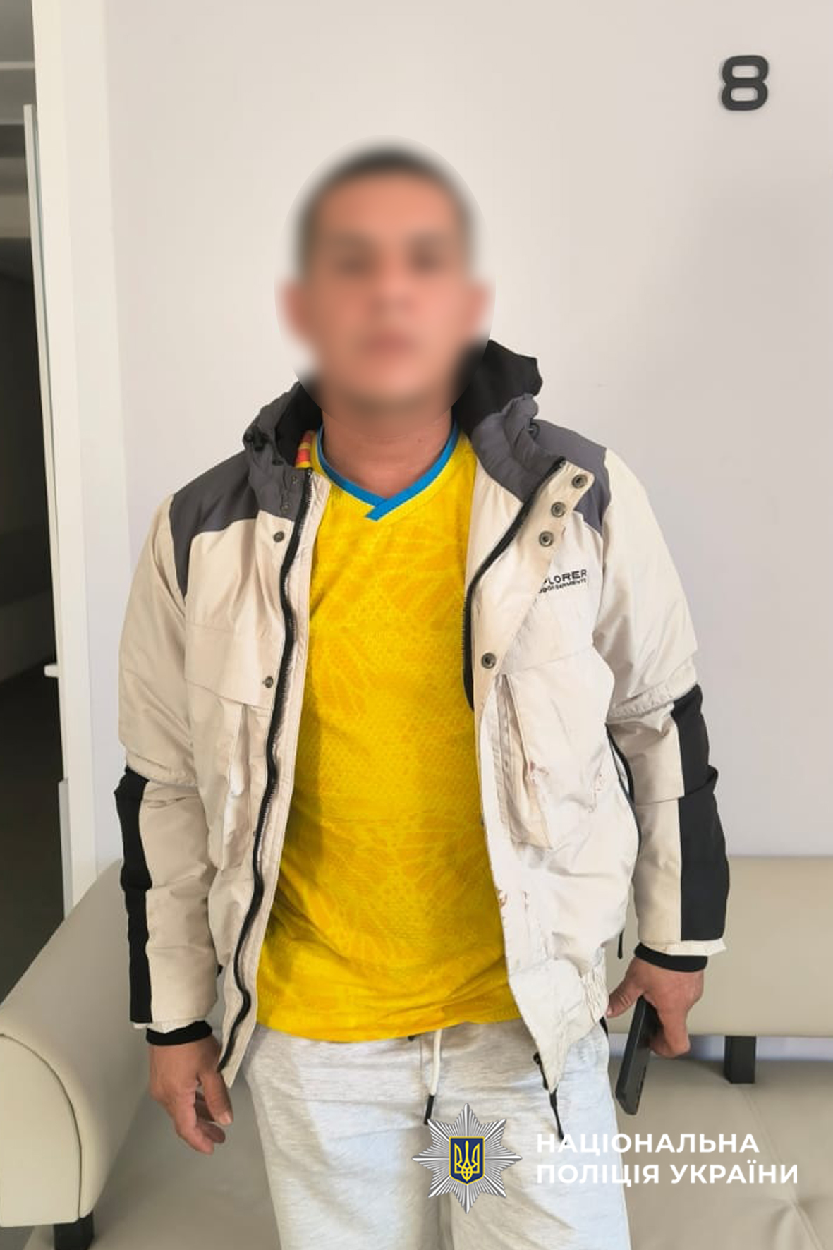 Сварка бля розважального закладу у Каневі завершилася ножовим пораненням - фото 2
