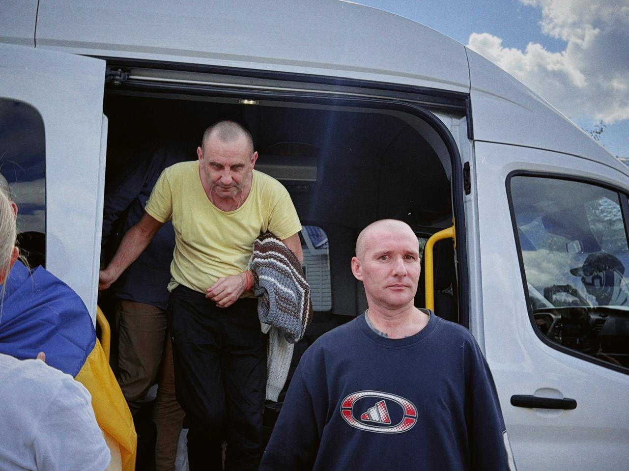 В Україну повернули 10 військових, яких раніше вважали зниклими безвісти - фото 4