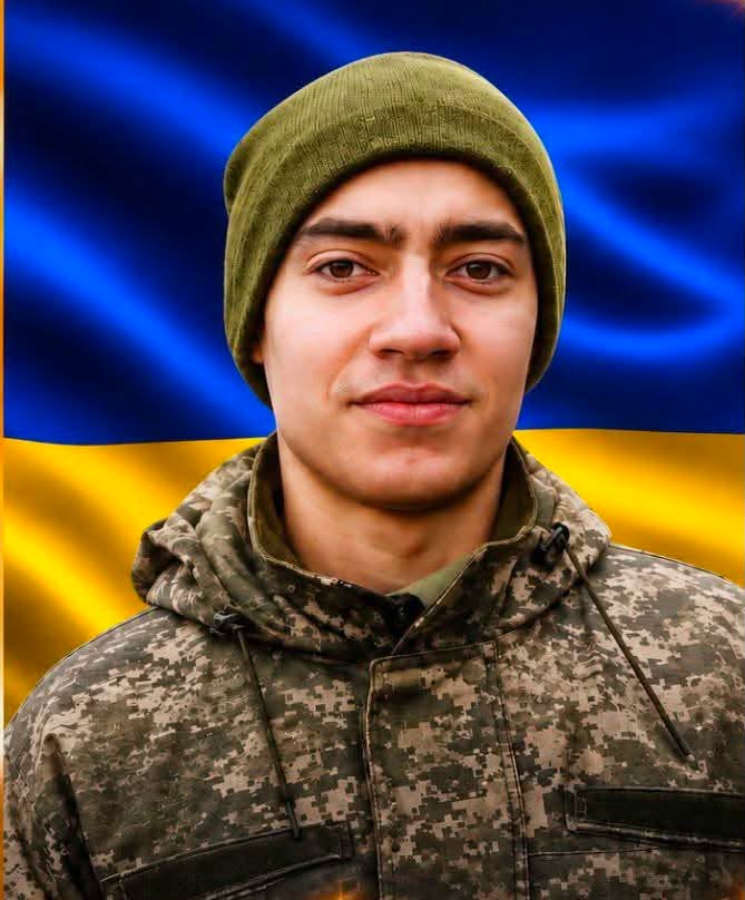 Назвали імена ще 4 воїнів з Черкащини, які загинули на війні. Портрети