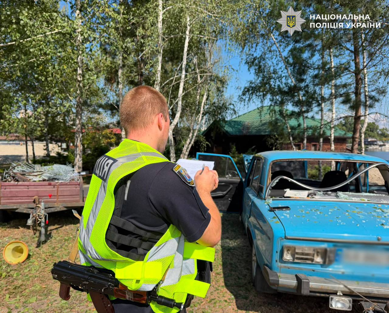 У Києві триває ліквідація наслідків атаки БпЛА