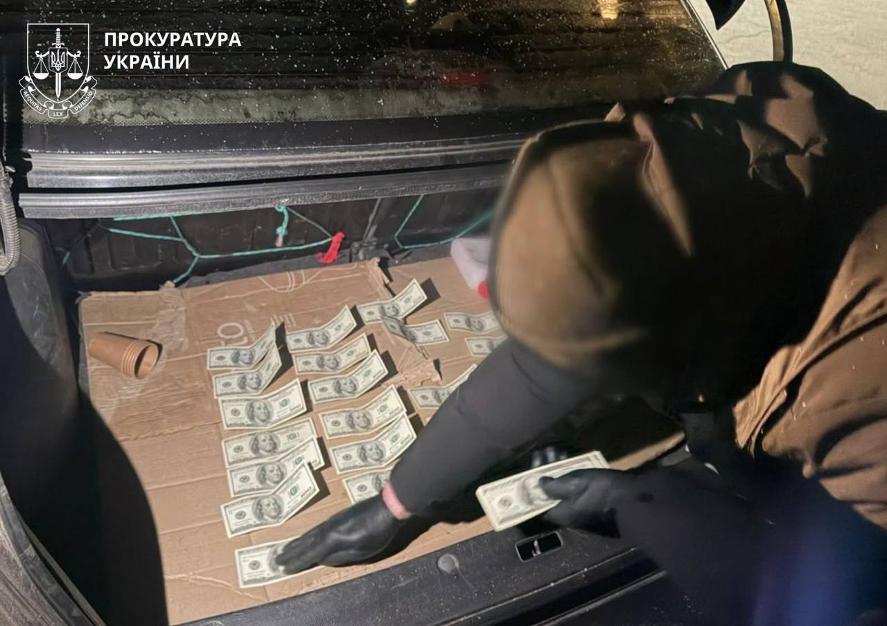На Черкащині вручили підозри банді вимагачів - фото 3