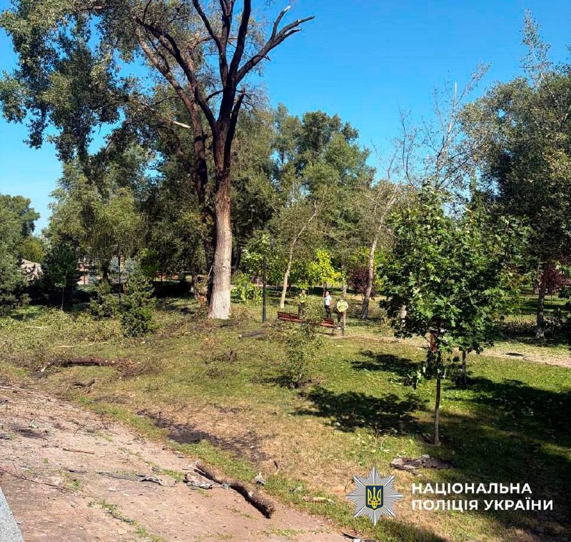 Наслідки атаки рф фіксують у п’яти районах Києва - фото 2