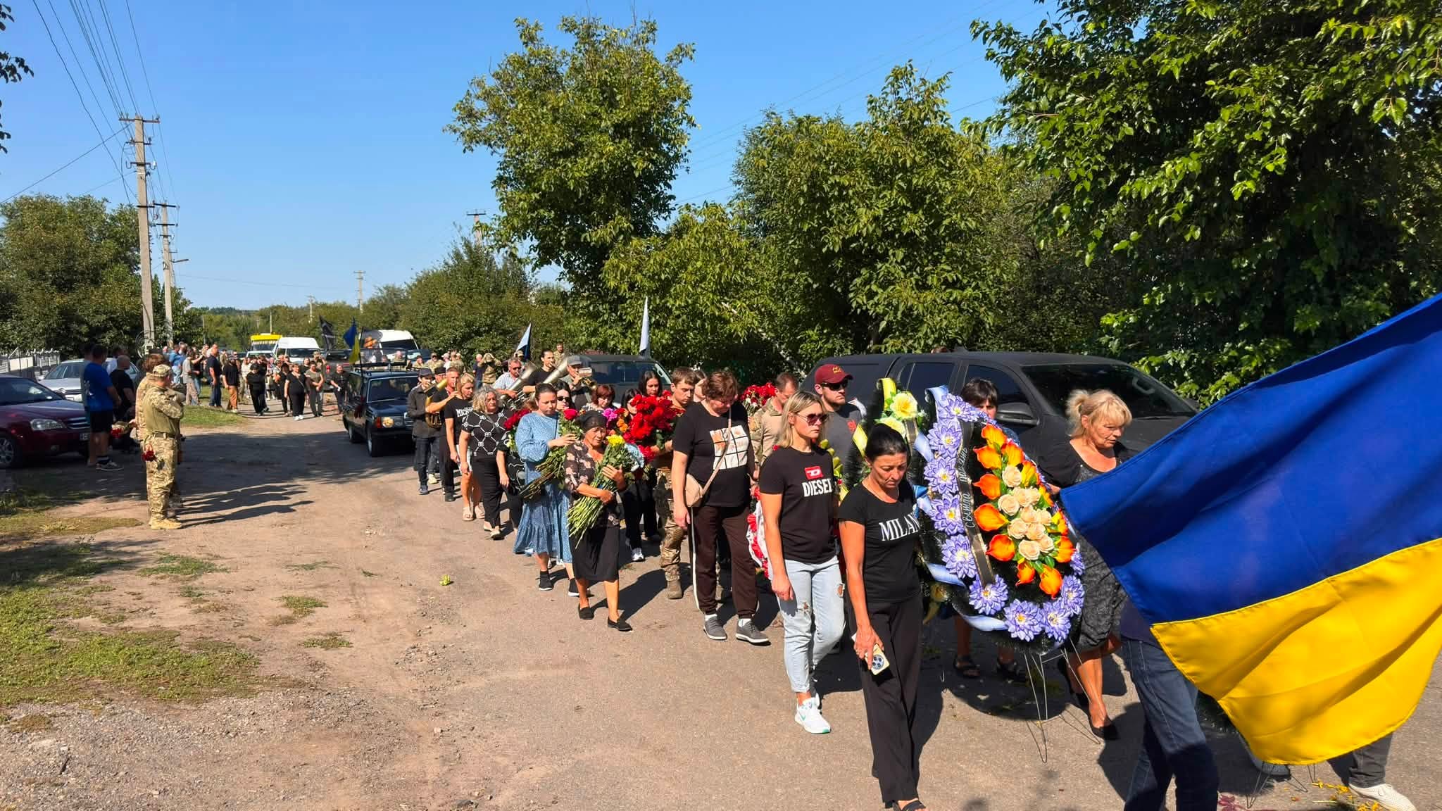 Повернулися додому назавжди: у Кам’янці поховали двох військовослужбовців - фото 3