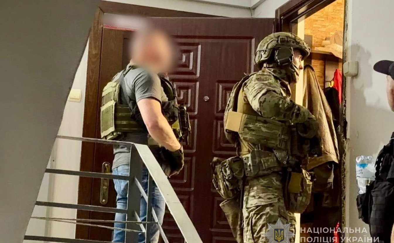 В Одесі чоловік застрелив батьків з рушниці, поранив брата і загинув сам