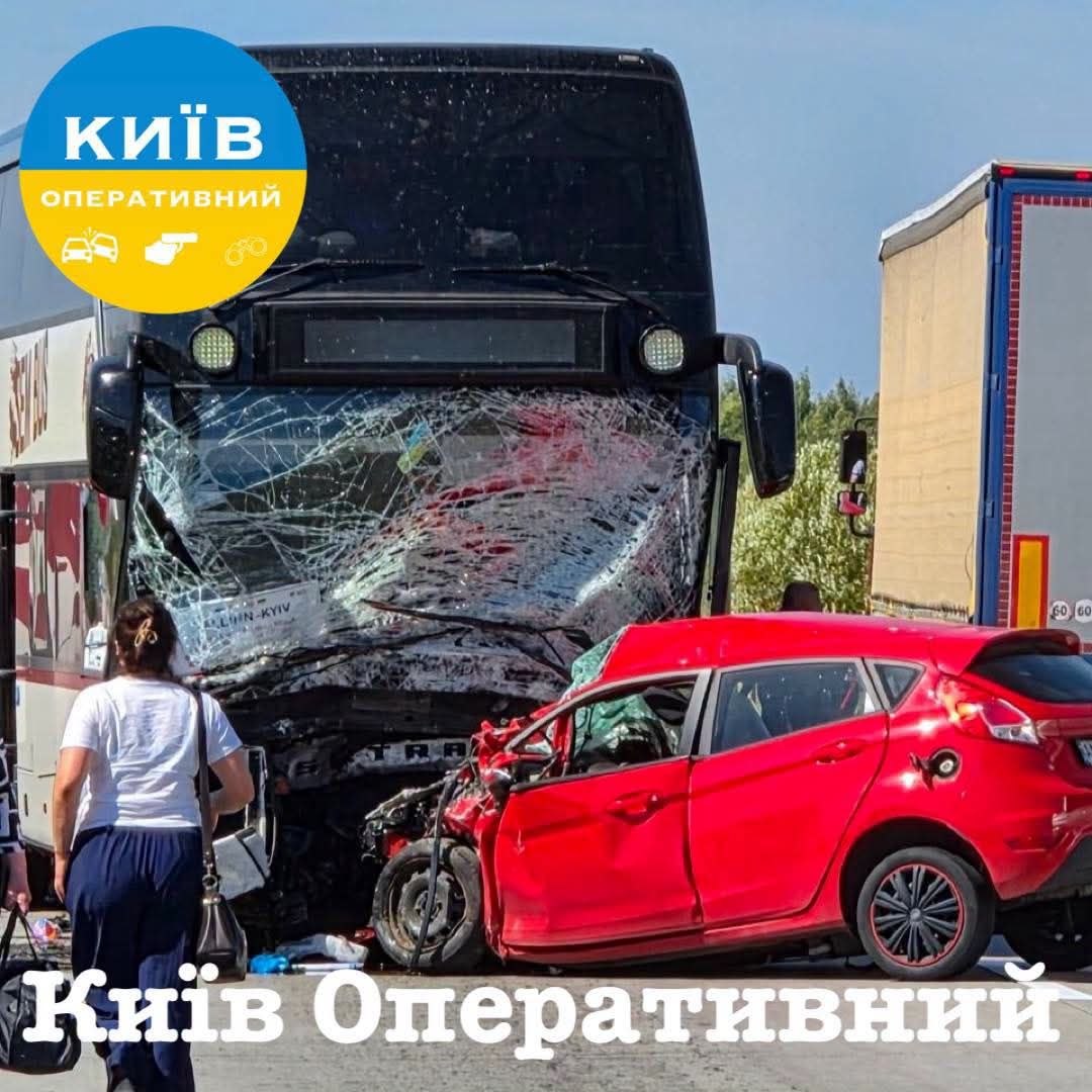 У ДТП загинула відома журналістка – авто зіштовхнулось із автобусом