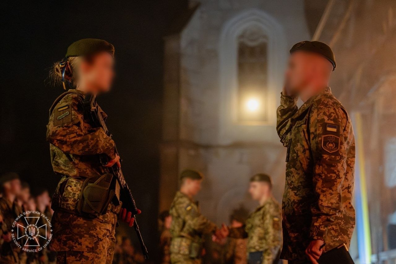 Курсанти Національної академії та Інституту СБУ склали присягу на вірність Українському народові - фото 2