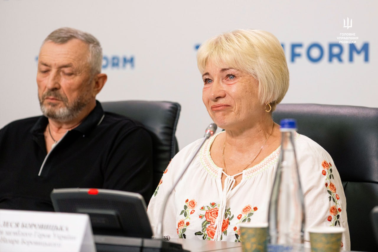 У Києві презентували буклет про Героя України, офіцера ГУР Назара Боровицького