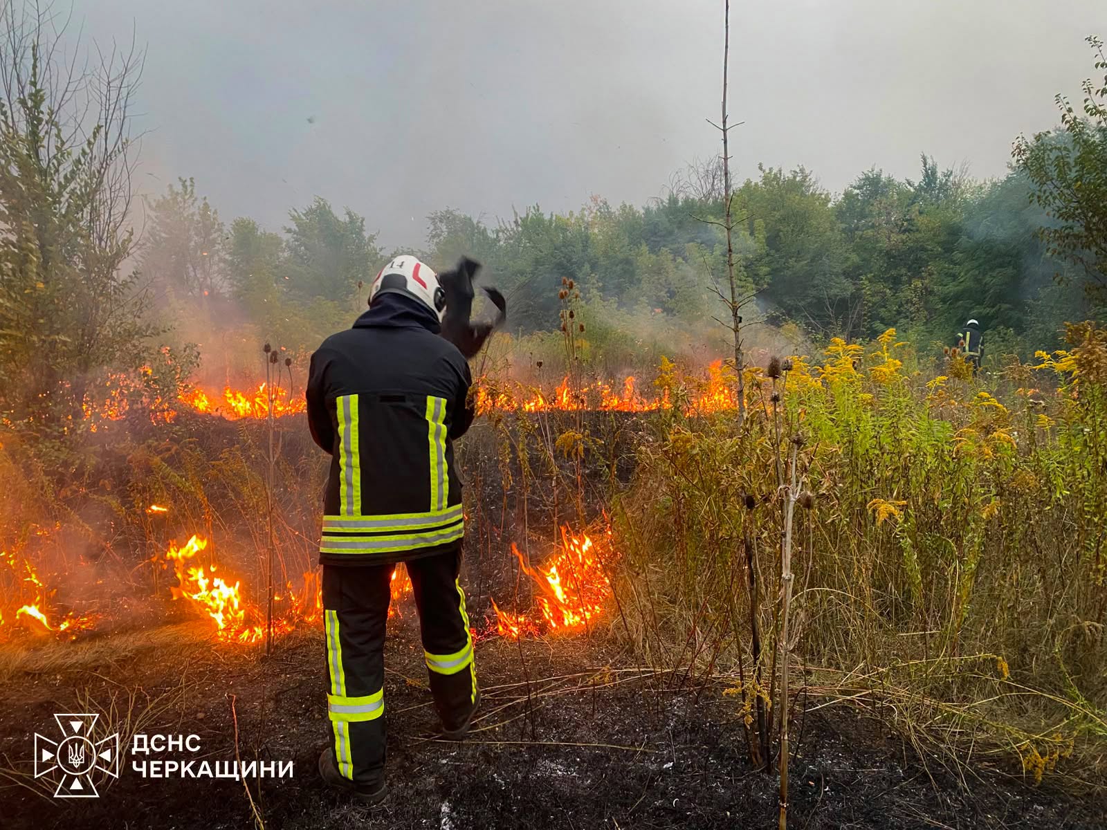 Пожежа охопила полігон з відходами на Черкащині