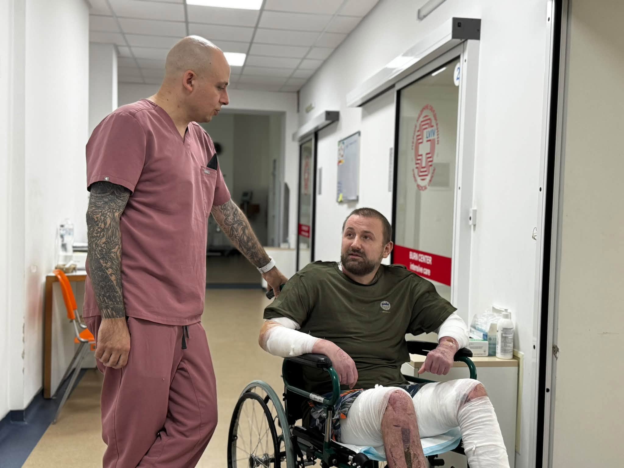 Після вибуху бойлера львів’янину з 80% опіків замінювали шкіру свинячою та риб’ячою