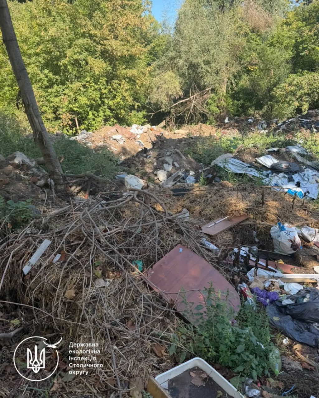 На території Фурсівської громади виявили несанкціоновані сміттєзвалища