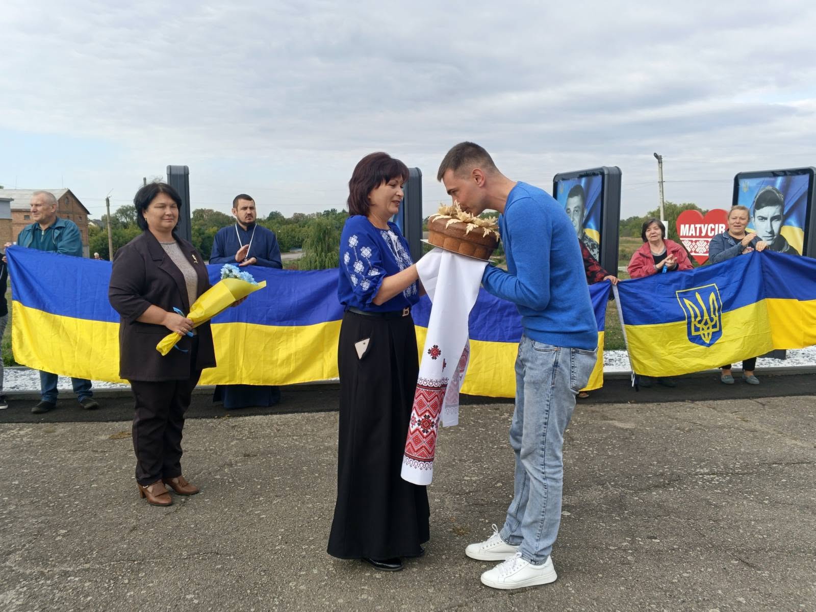 На Черкащині зустріли воїна Максима Литвина, якого повернули з російського полону - фото 4