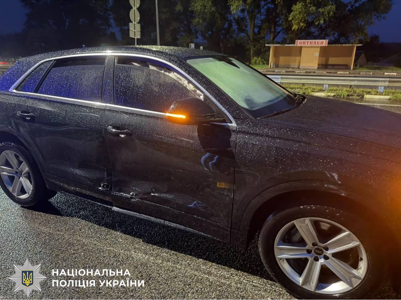 На автодорозі Київ – Чоп зіштовхнулись легковики: травмовано дві людини