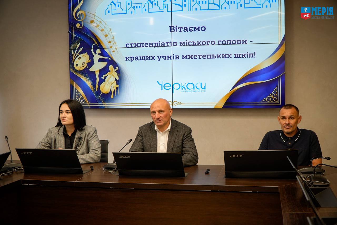 У Черкасах нагородили найталановитіших учнів мистецьких шкіл - фото 6
