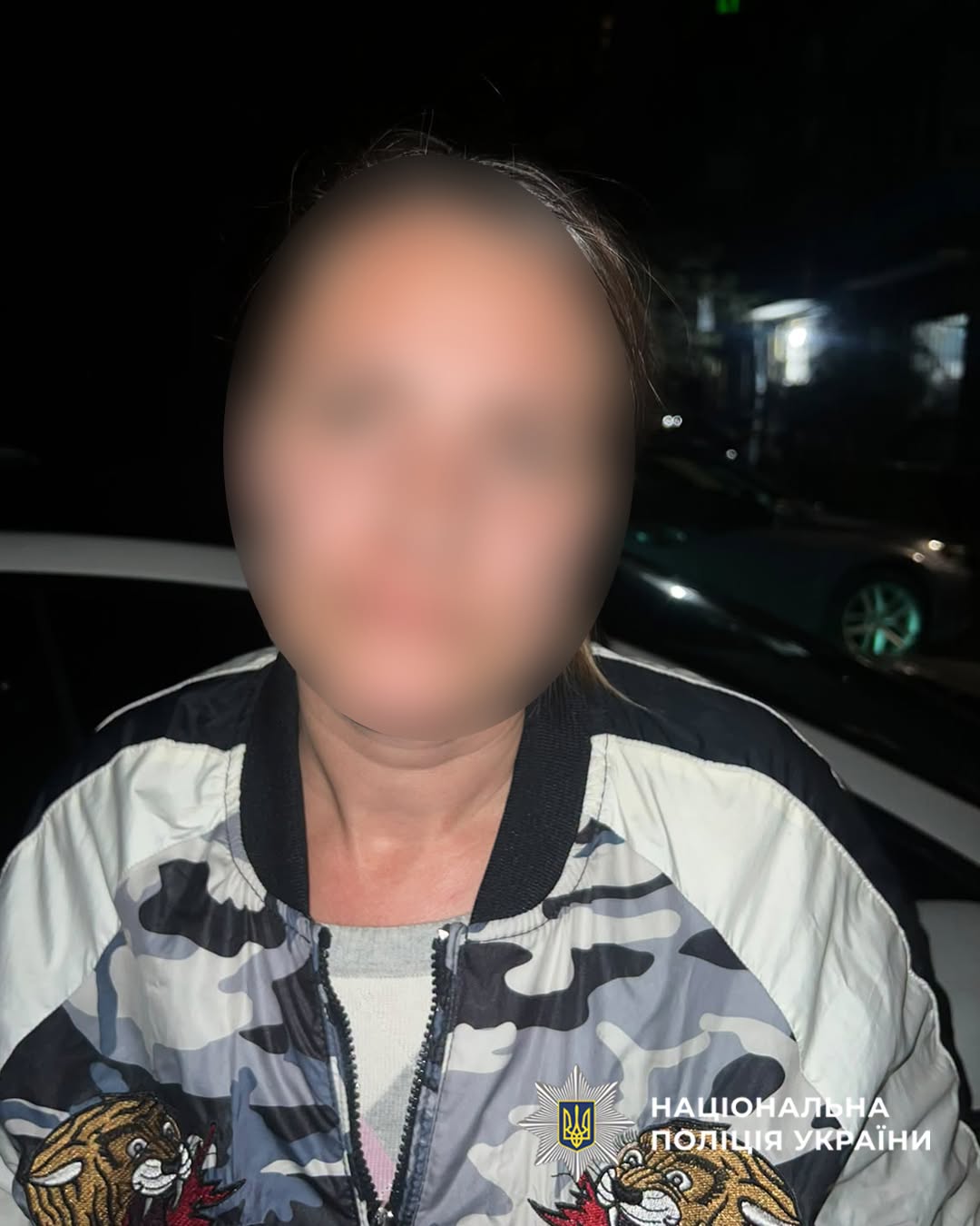 Киянка виманила у пенсіонера 450 тисяч гривень і 8 тисяч доларів