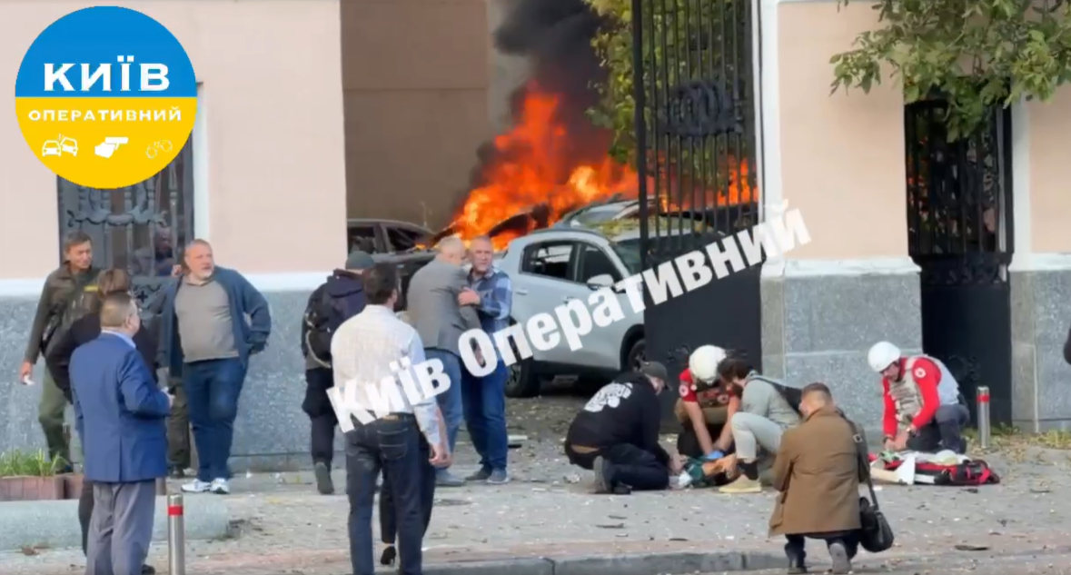БпЛА влучив у будівлю НАН України в Києві - фото 4
