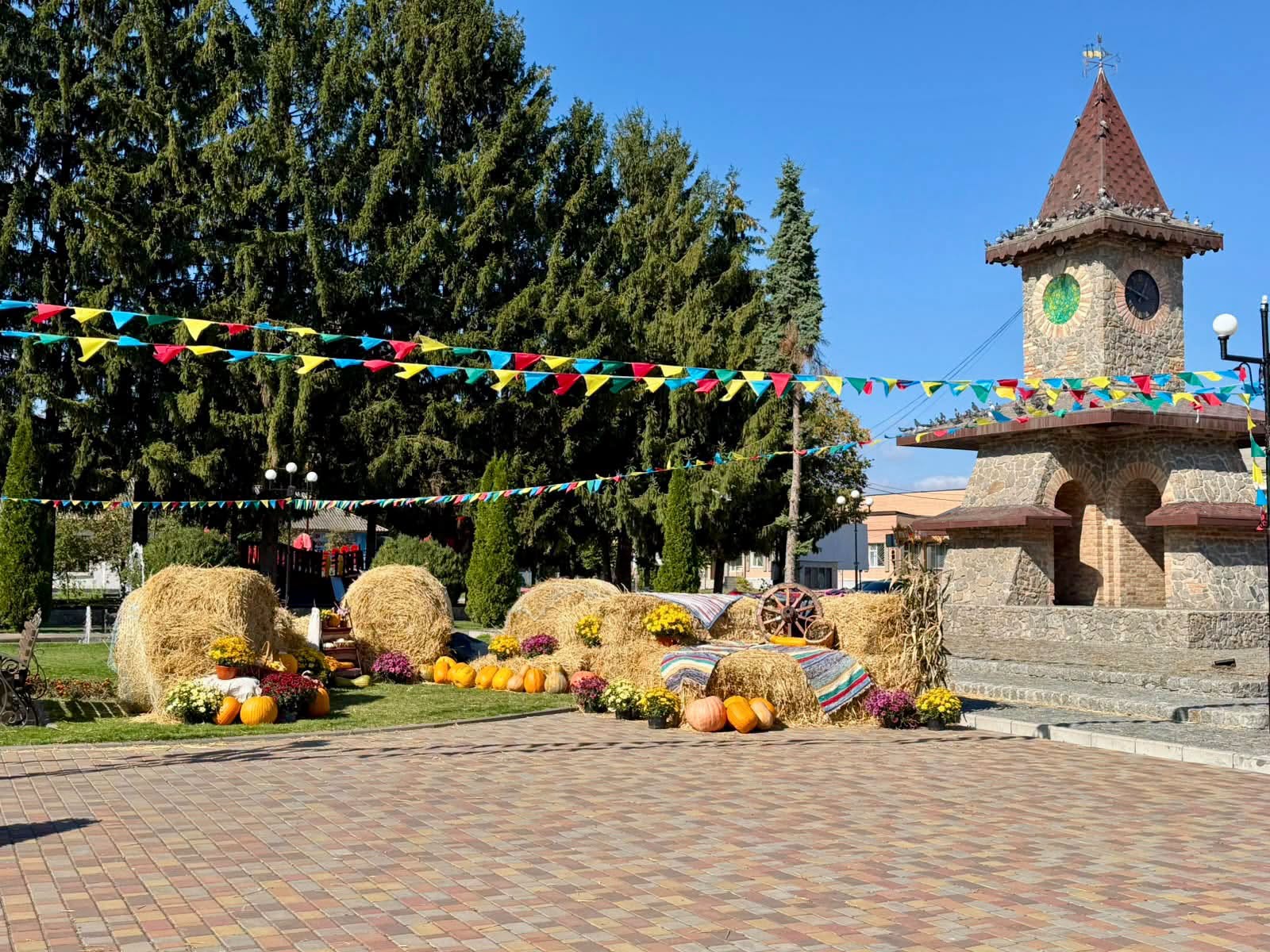 Осінню фотозону поставили у Христинівці