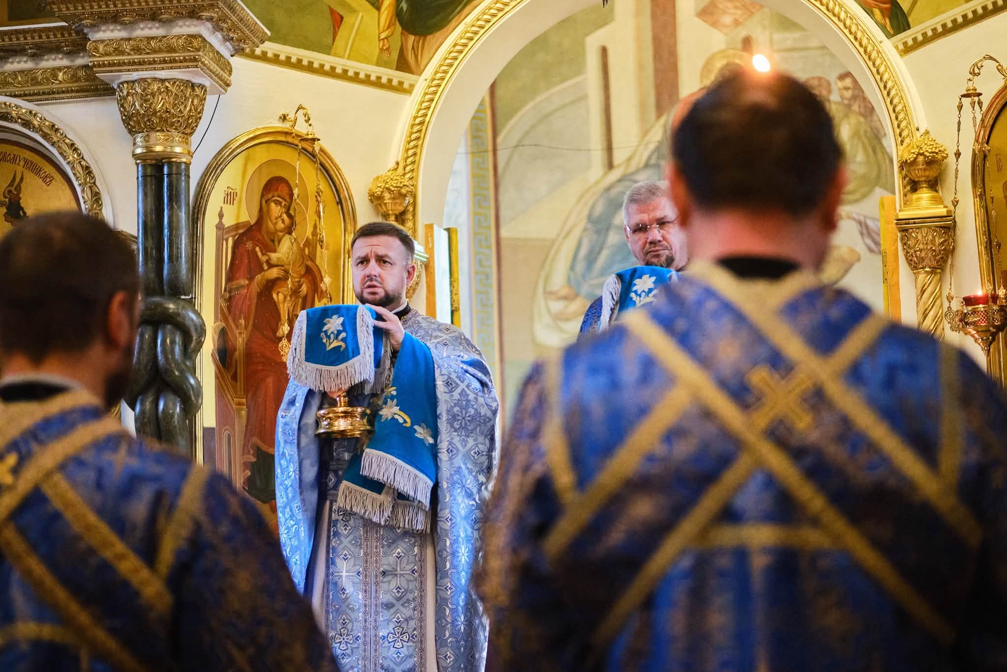 У Свято-Михайлівському гарнізонному соборі Черкас молилися за повернення захисників додому - фото 4