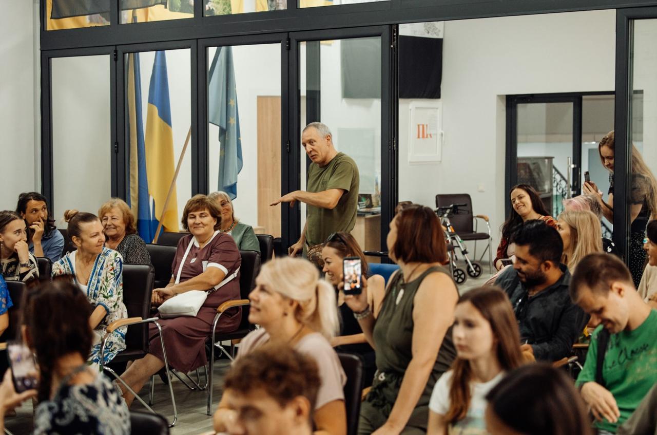 На Черкащині створили інклюзивний театральний проєкт для ветеранів і людей з інвалідністю - фото 2