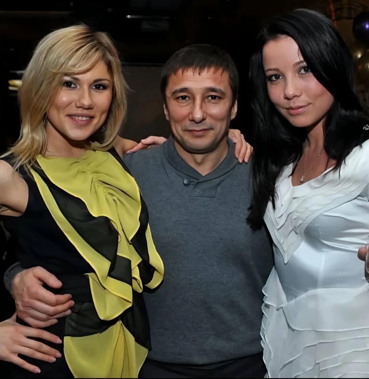 Батько співачки з Черкас Альони Омаргалієвої показав, якими вона та сестра були в дитинстві