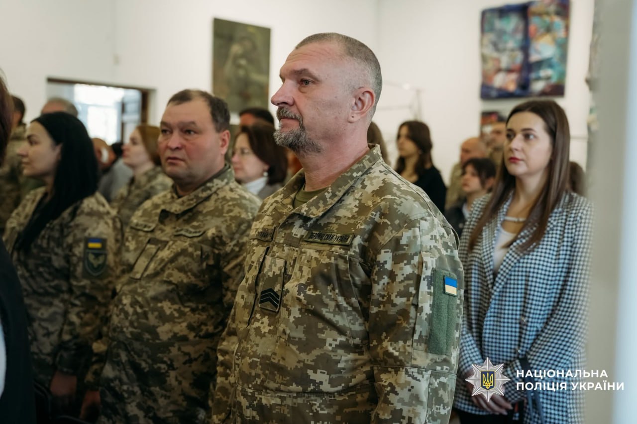 У Черкасах поліцейських відзначили державними та військовими нагородами - фото 2