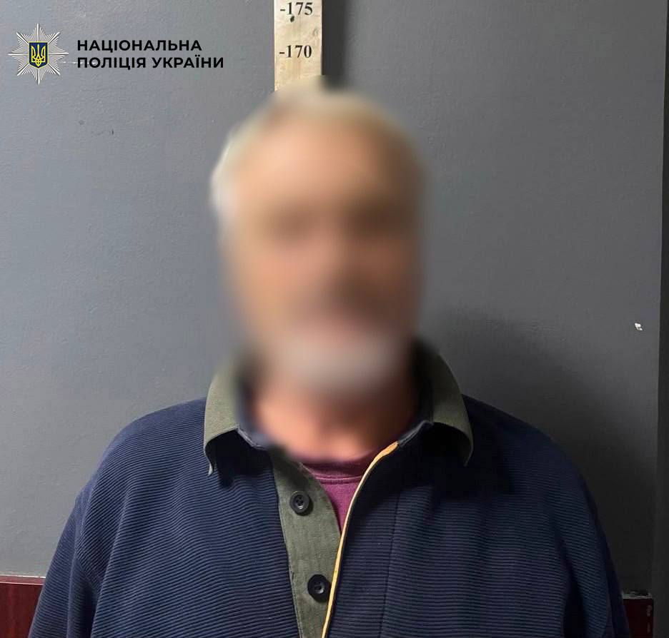 У Києві чоловік стріляв з балкона багатоповерхівки