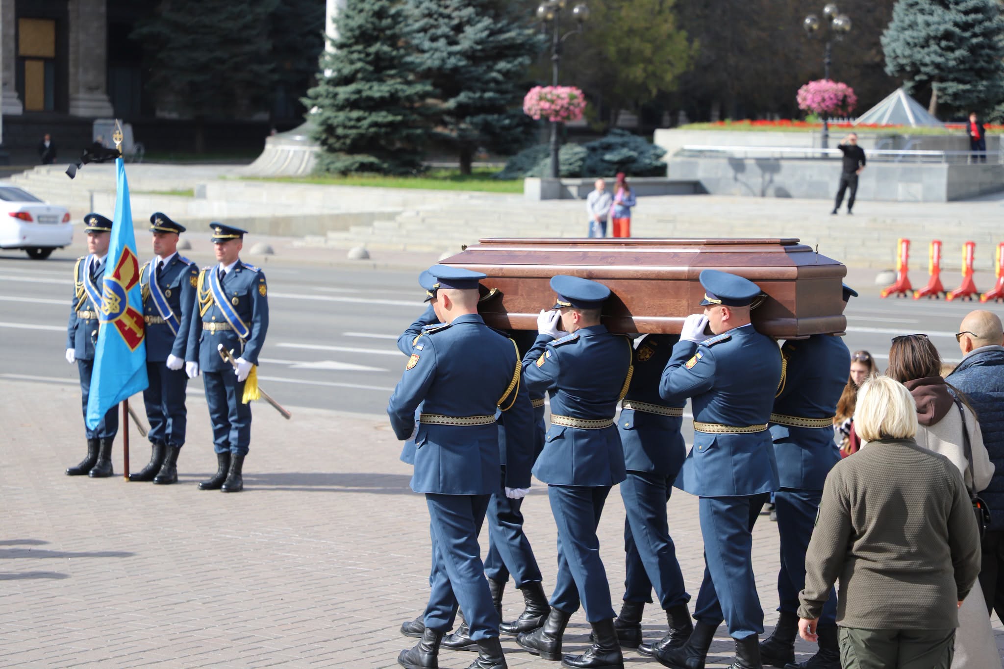 У Києві попрощалися з 25-річним «Привидом Києва» Маратом Мамбетовим - фото 2