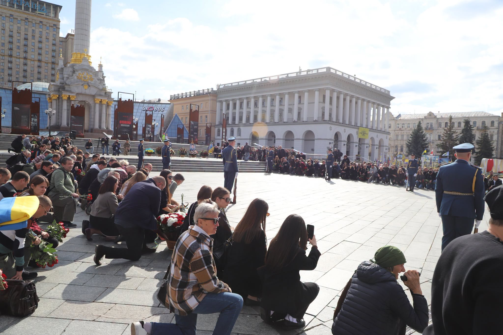 У Києві попрощалися з 25-річним «Привидом Києва» Маратом Мамбетовим - фото 3