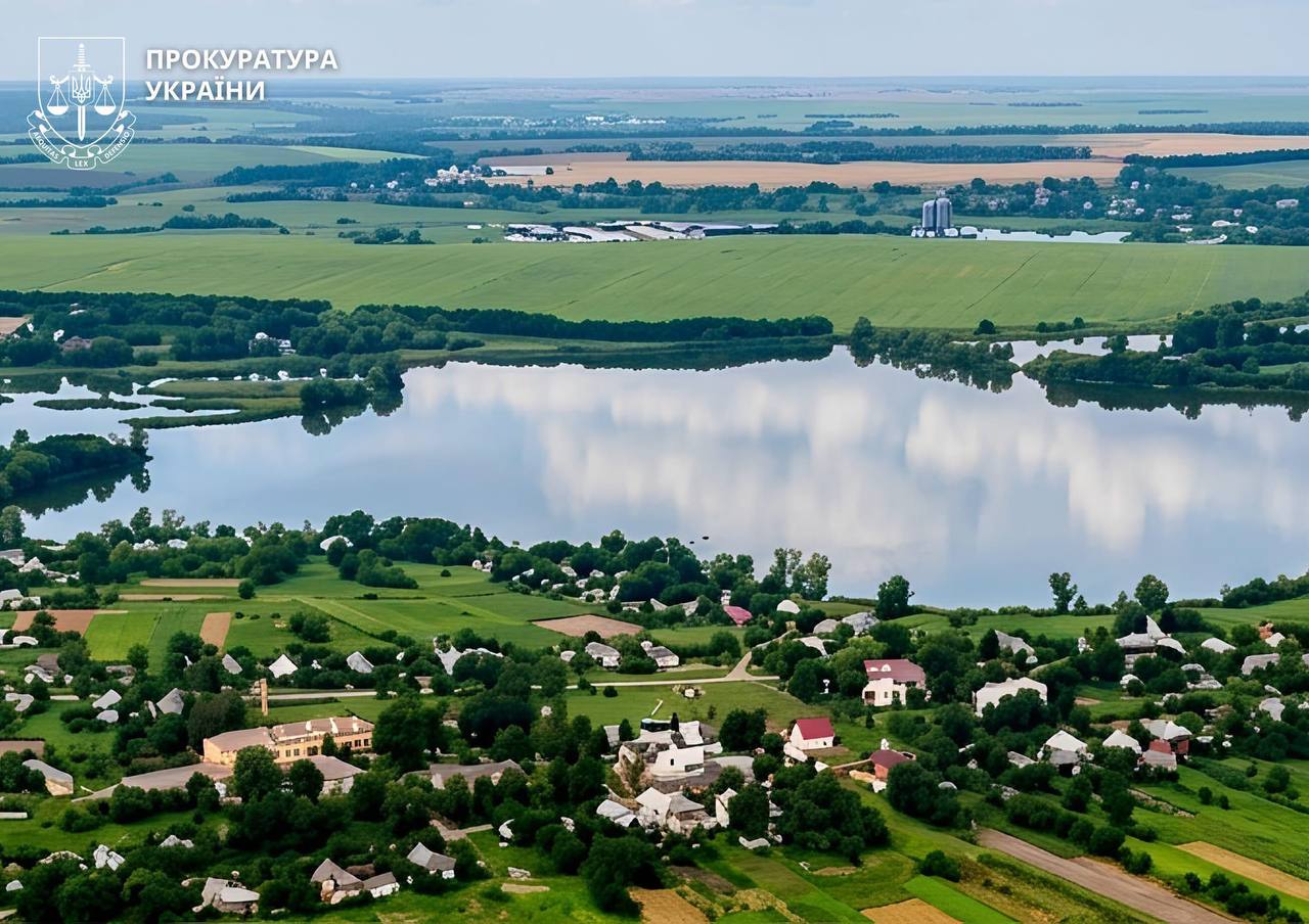 На Черкащині державі повернули заповідну землю вартістю понад 22 млн грн разом із заказником «Лебедине озеро»