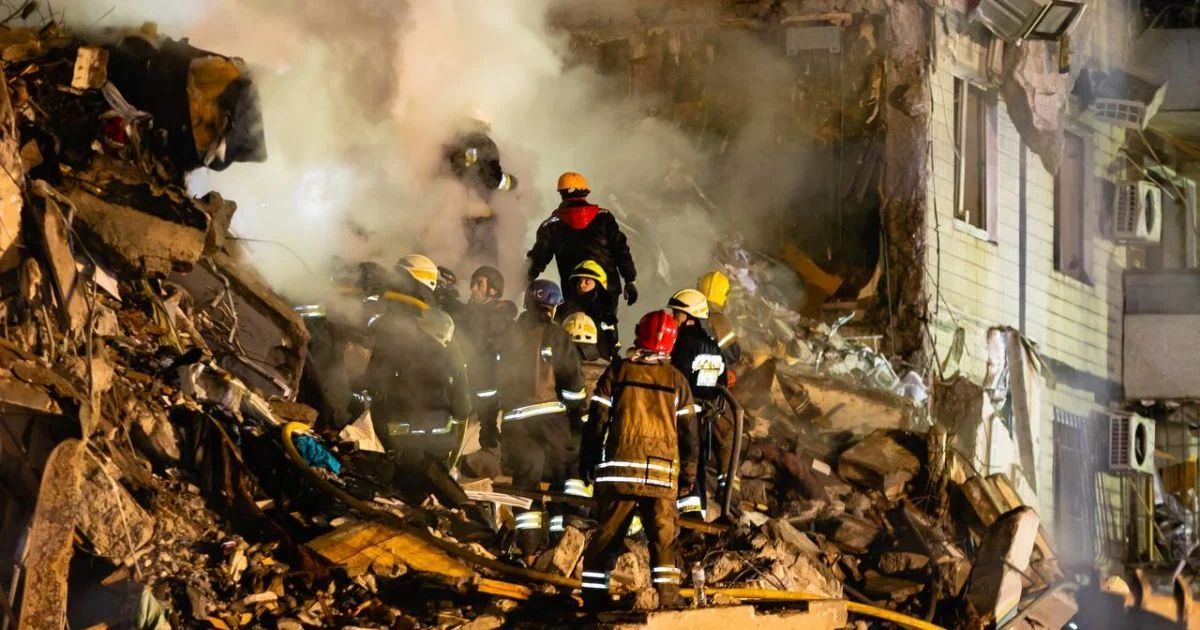 Як діяти під завалами: правила поведінки та алгоритм дій