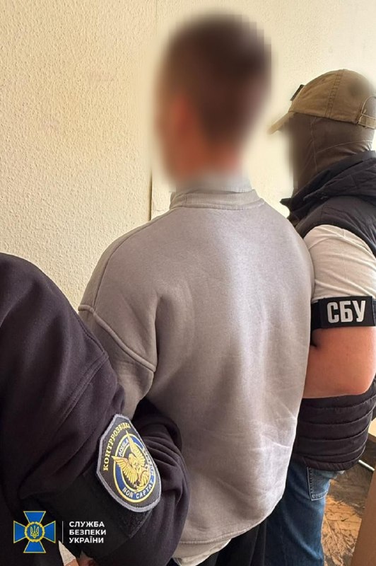 У Києві затримали 18-річного агента ФСБ, який намагався активувати 148 Starlink для ворога