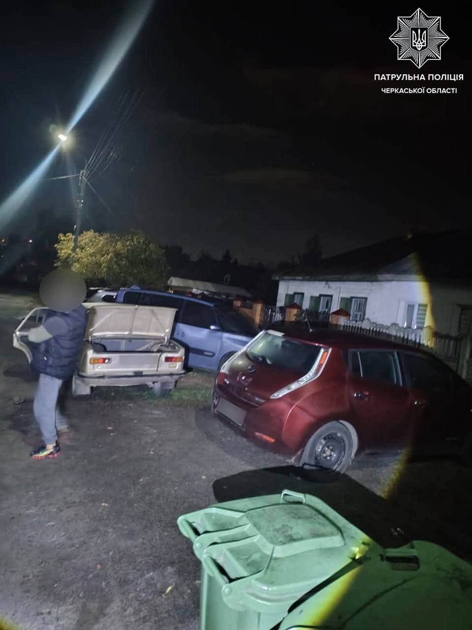 П’яний водій ВАЗ протаранив дві іномарки у Черкасах