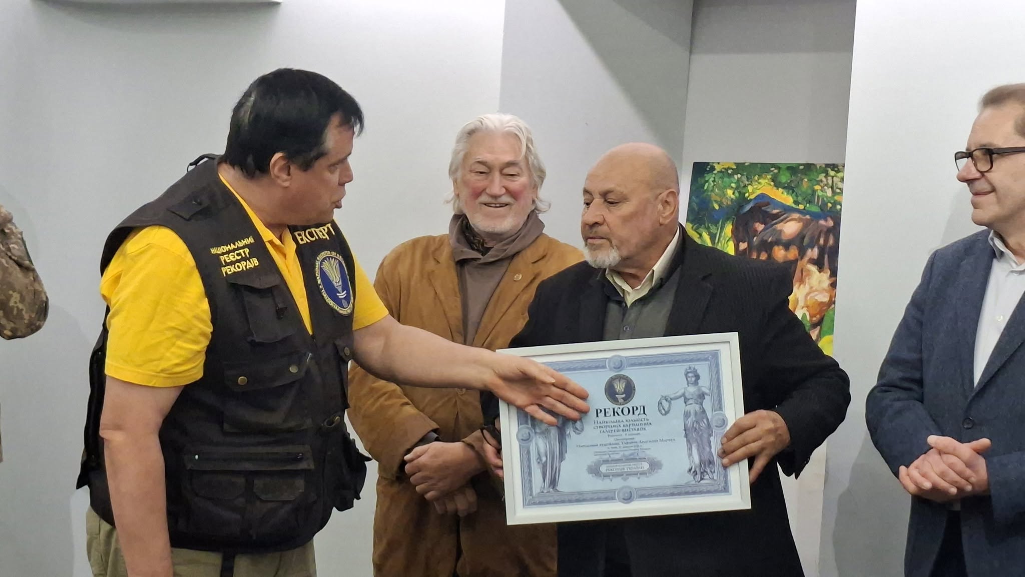 Дев’ять галерей на підтримку українського мистецтва: Анатолій Марчук встановив рекорд України