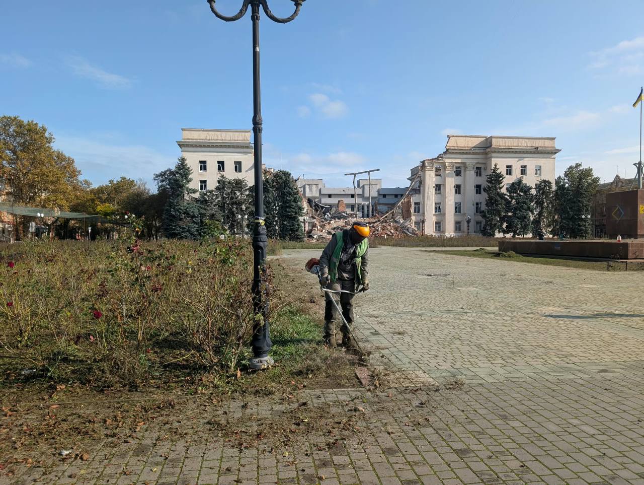 У Херсоні після запровадження режиму тиші побільшало людей на вулицях