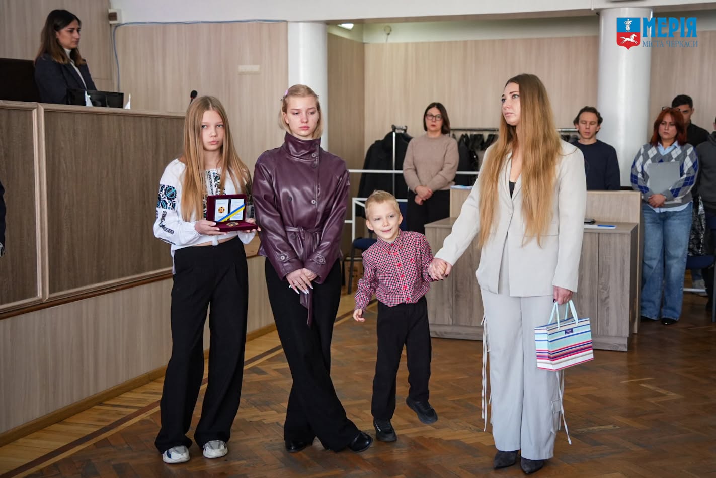 Родини семи військових отримали посмертні нагороди «Захисник України – Герой Черкас» - фото 4